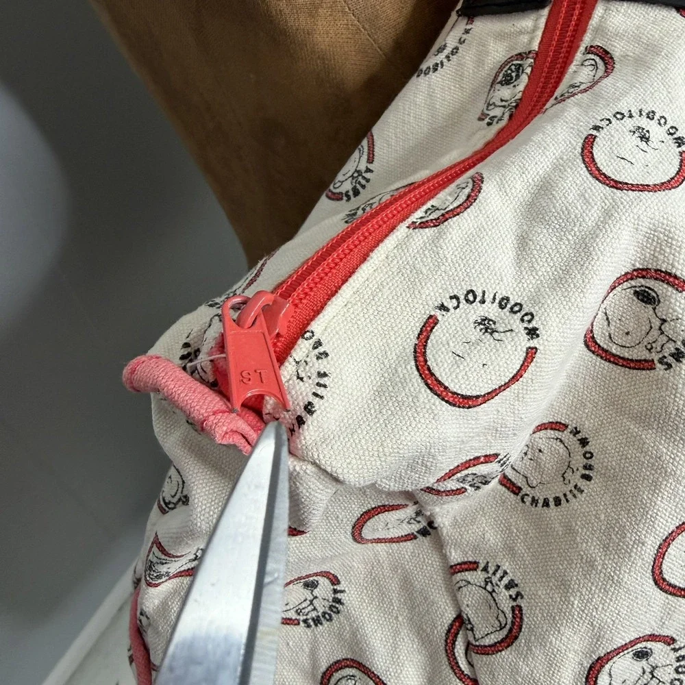 80s Vintage Charlie Brown Peanuts travel duffle bag